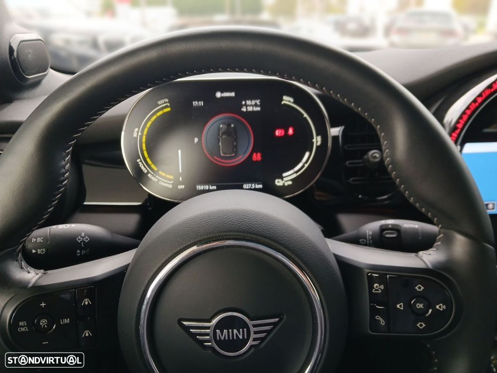 MINI Cabrio Cooper SE - 13