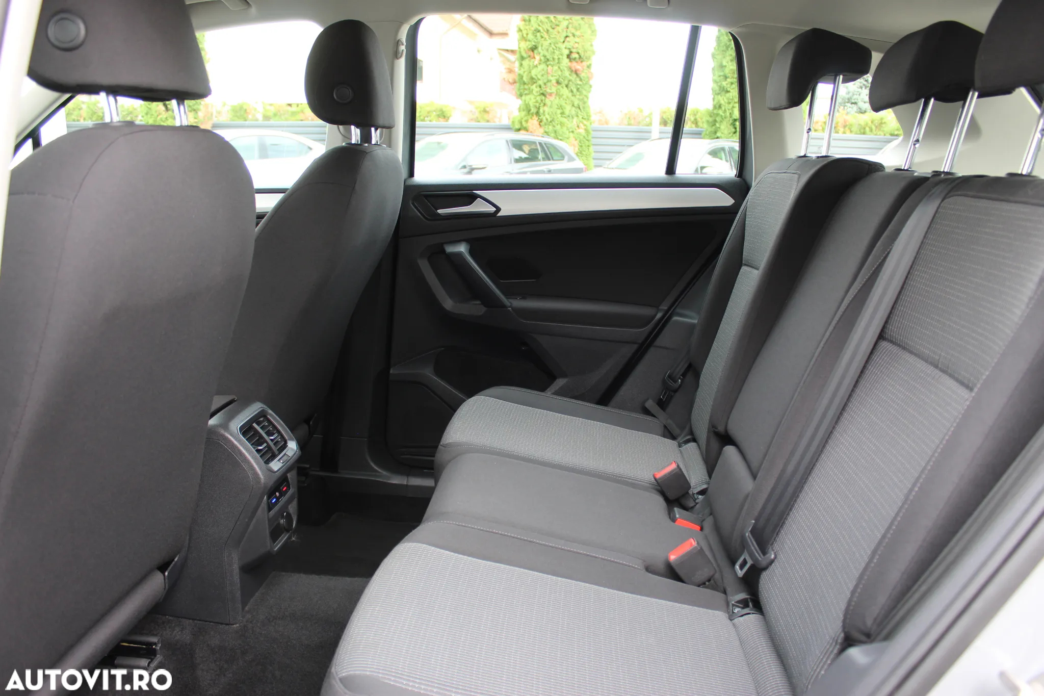 Volkswagen Tiguan 1.5 TSI OPF Base - 14