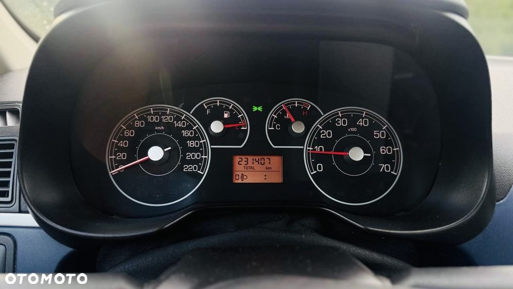 Fiat Punto - 7