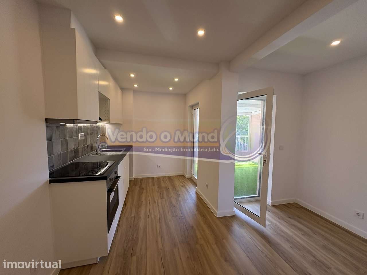 Apartamento T2 em Queluz (LXSIN027) - Grande imagem: 3/45