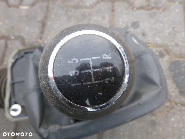 LEWAREK WYBIERAK ZMIANY BIEGÓW VOLKSWAGEN PASSAT B5 1.9 TDI - 5