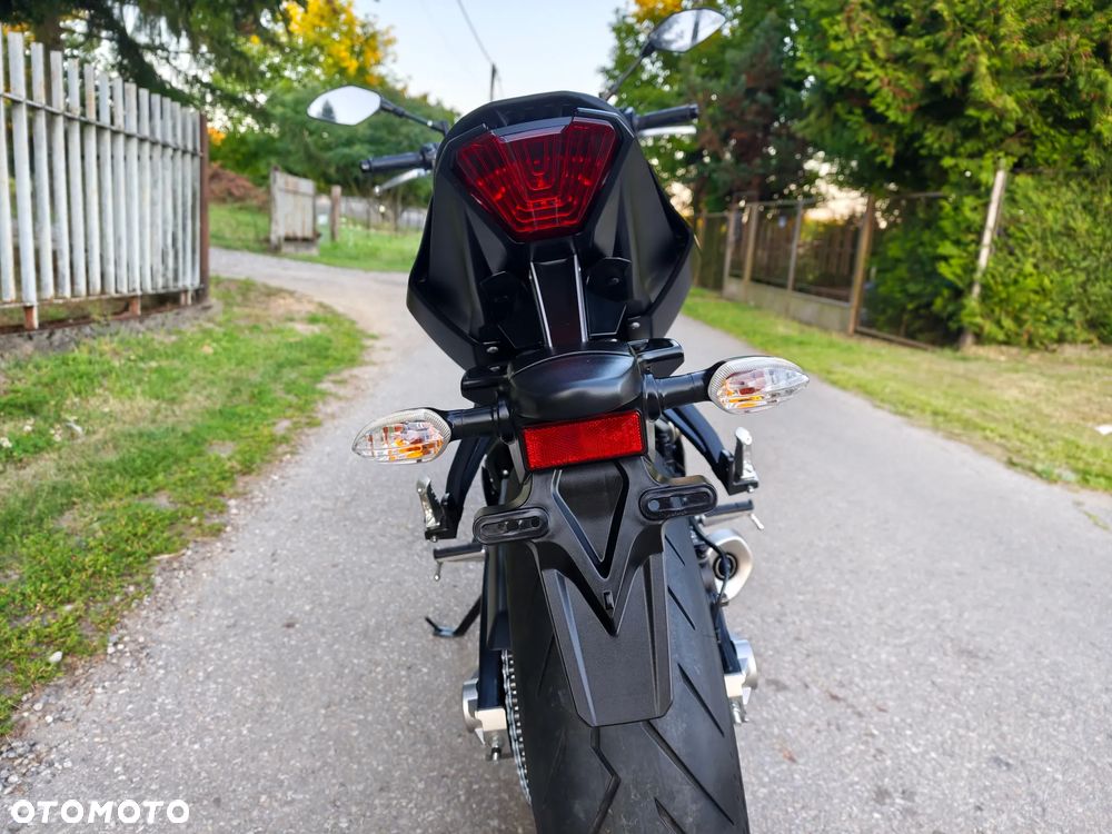 Yamaha MT - 15