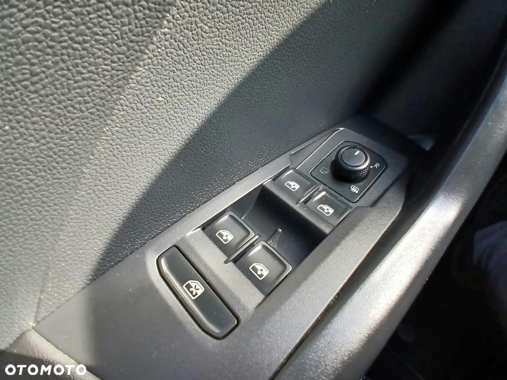 Volkswagen T-Cross 1.0 TSI Life - 31