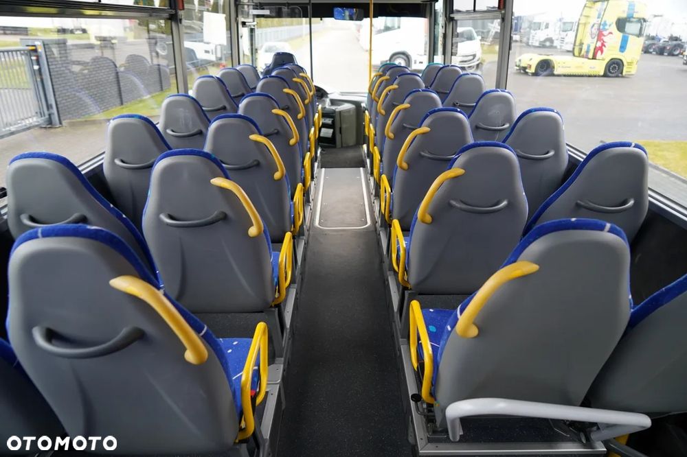 Mercedes-Benz INTOURO / 12 METRÓW / EURO 5 / MANUAL / SPROWADZONY / - 35