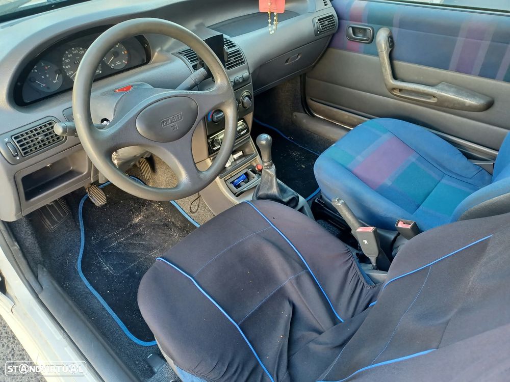 Fiat Punto - 5