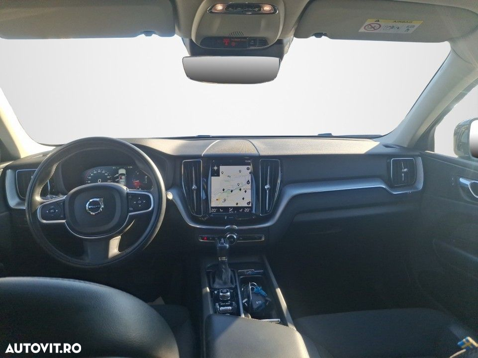 Volvo XC 60 D5 AWD Momentum - 13