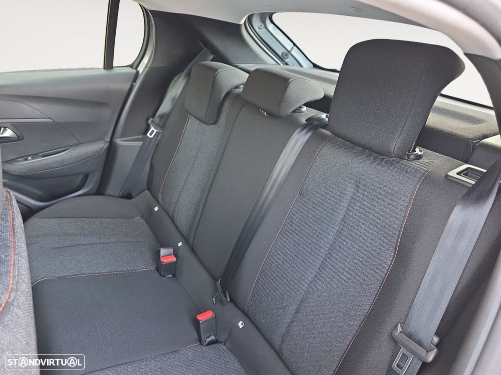 Peugeot 208 1.2 PureTech Style - 13