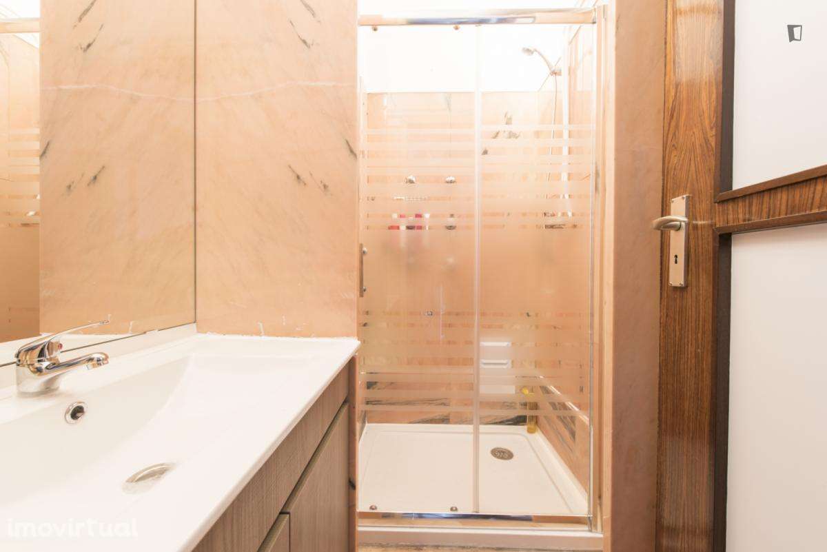 Quarto - localizado em Saldanha Lisbon - Grande imagem: 5/44