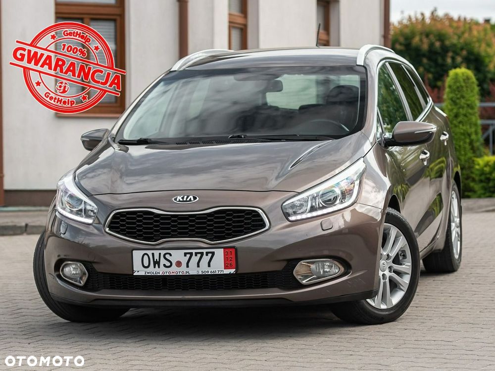 Kia Ceed 1.6 CRDi 128 Dream-Team Edition - 1