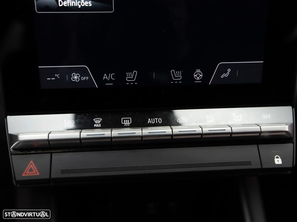 Renault Captur TCe Mild Hybrid 160 EDC TECHNO - 19