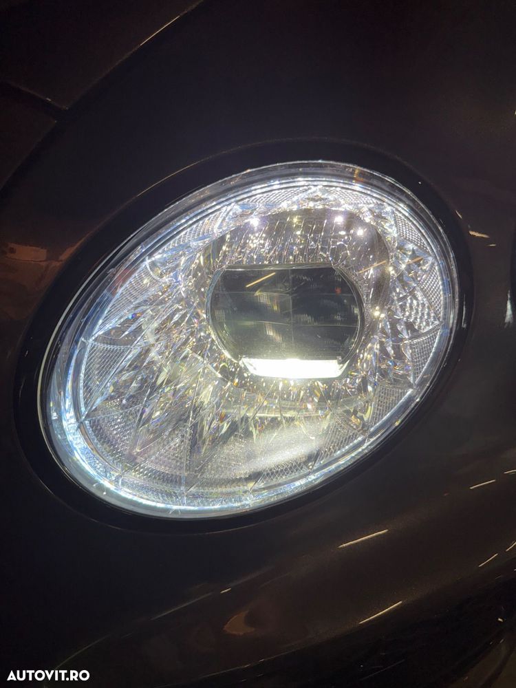 Bentley Flying Spur - 2