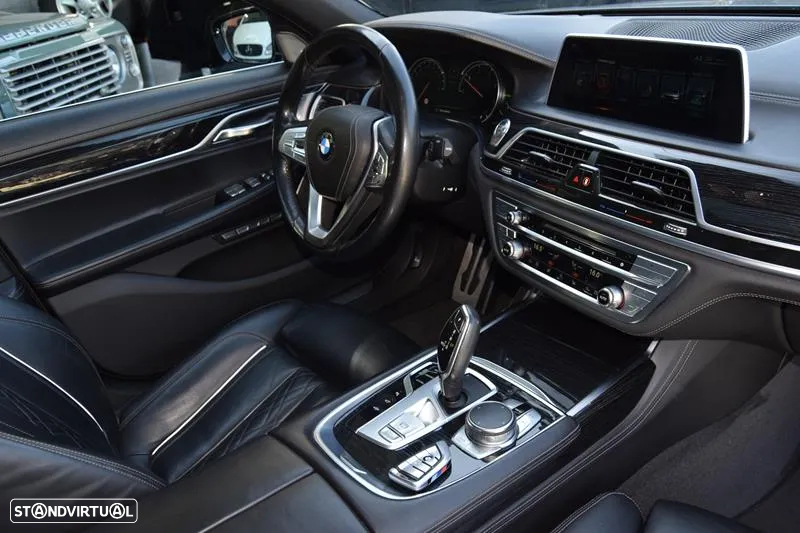 BMW 730 d Pack M - 42