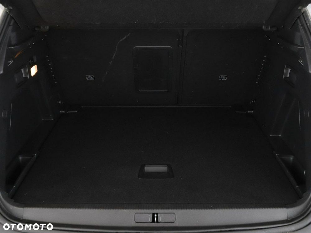 Peugeot 3008 1.5 BlueHDi Active Pack S&S EAT8 - 21