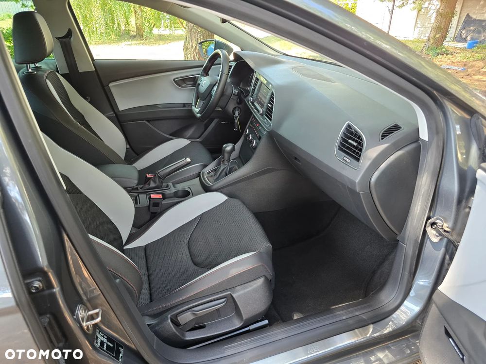 Seat Leon 2.0 TDI DPF Start&Stop DSG FR - 23