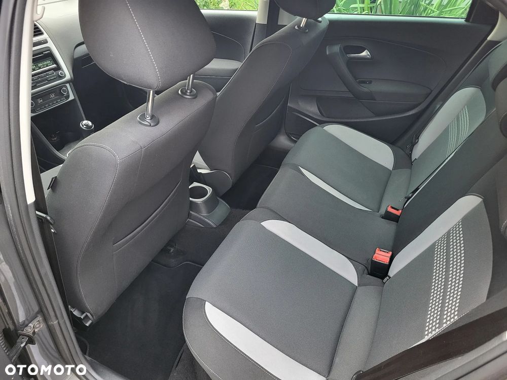 Volkswagen Polo 1.2 12V Highline - 28