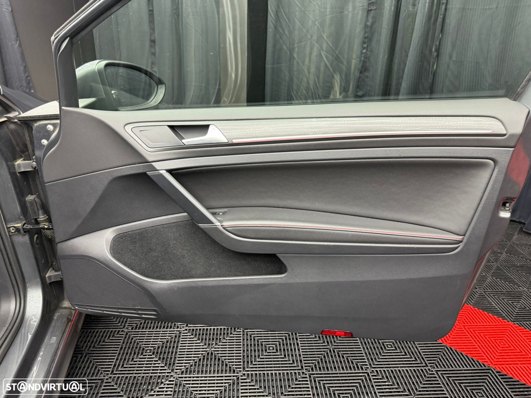 VW Golf GTI (BlueMotion ) DSG - 25