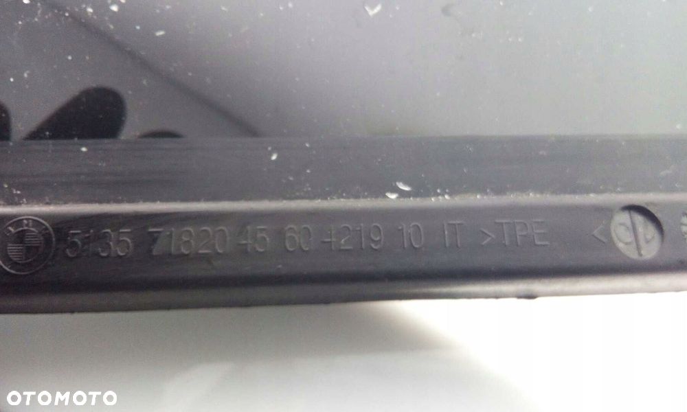 BMW E11 SZYBA DRZWI TRÓJKĄT PRAWY TYŁ - 6