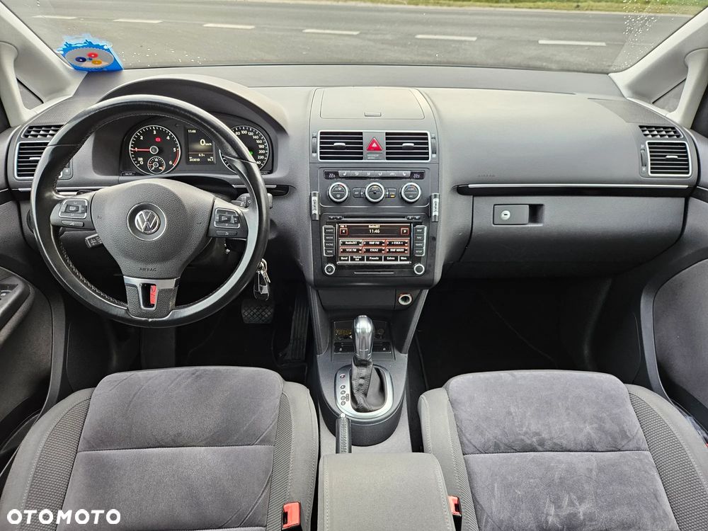 Volkswagen Touran 2.0 TDI DPF DSG Highline - 7