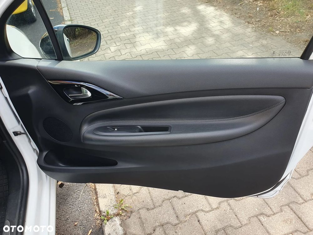 Citroën DS3 PureTech 110 Start & Stop SoChic - 14