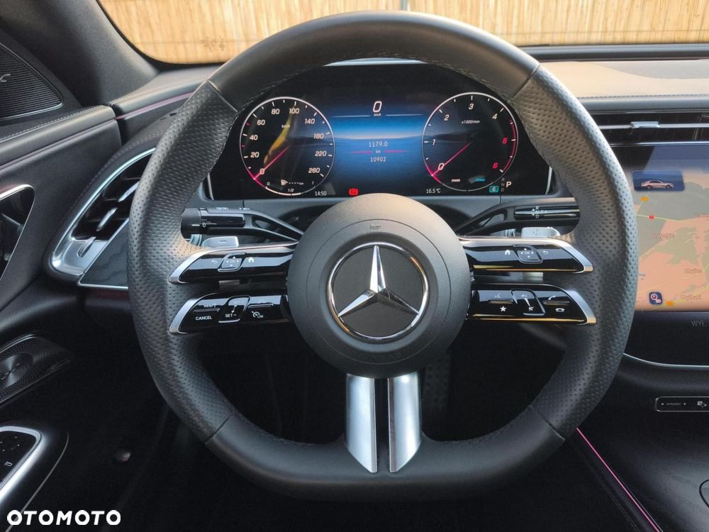 Mercedes-Benz Klasa E - 14