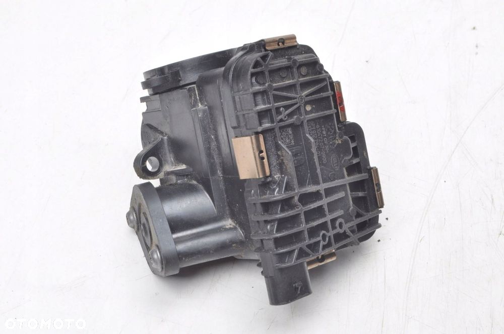 MINI F56 1.5 OBUDOWA TERMOSTATU 6PY012794 - 2