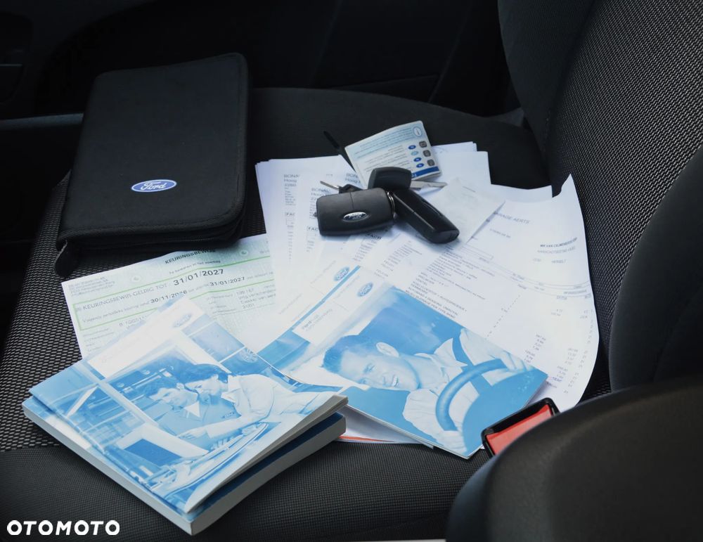 Ford Kuga - 39