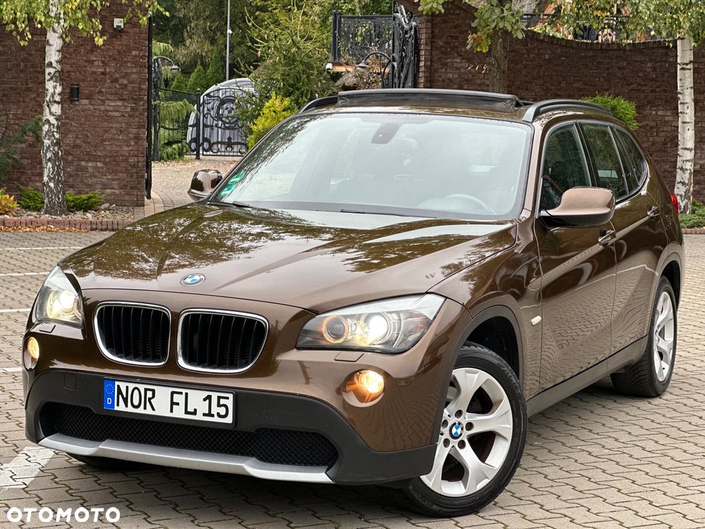 BMW X1 sDrive18i Sport Line - 1