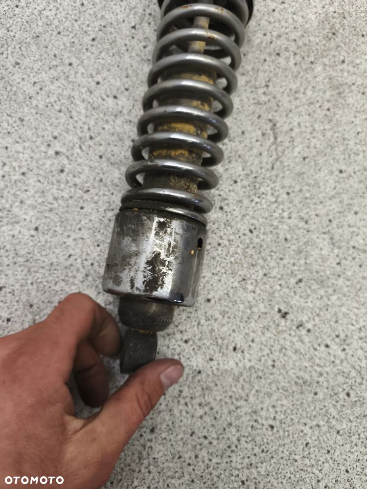 Amortyzator, zawieszenie tył Suzuki VS 1400 VS1400 Intruder 1400 - 9