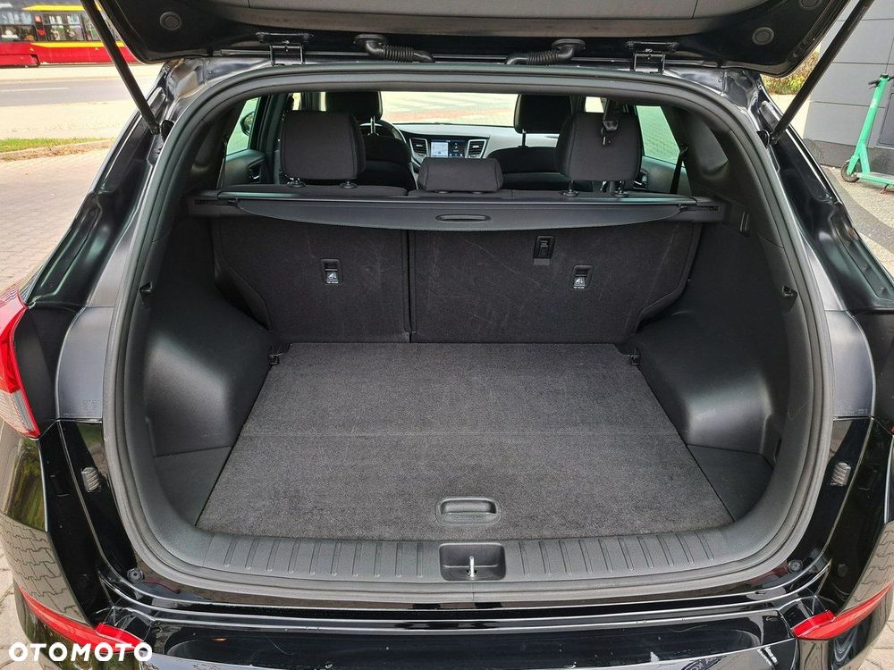 Hyundai Tucson 1.7 CRDI BlueDrive GO 2WD DCT - 34