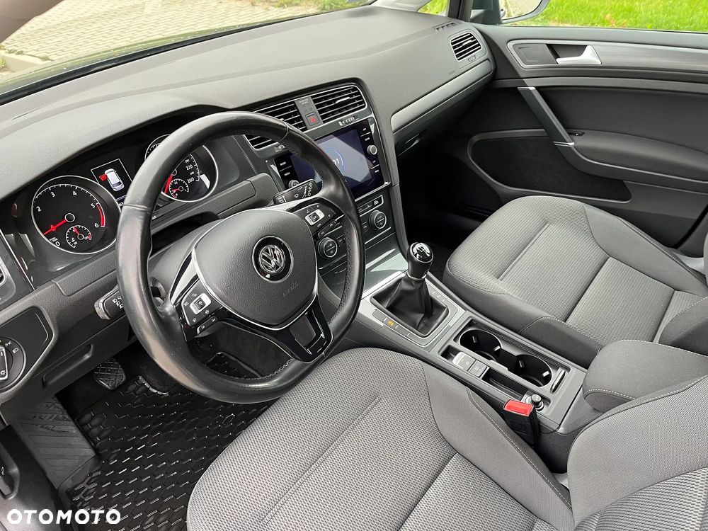 Volkswagen Golf 1.6 TDI BMT Comfortline - 14