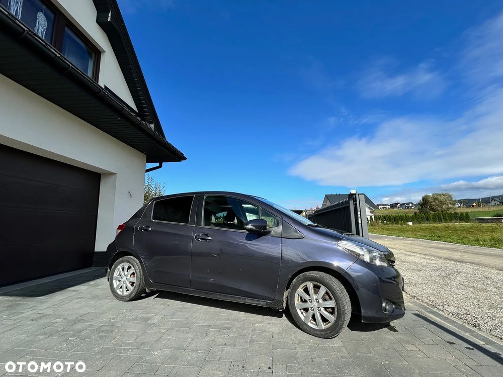 Toyota Yaris 1.4 D-4D Executive - 5