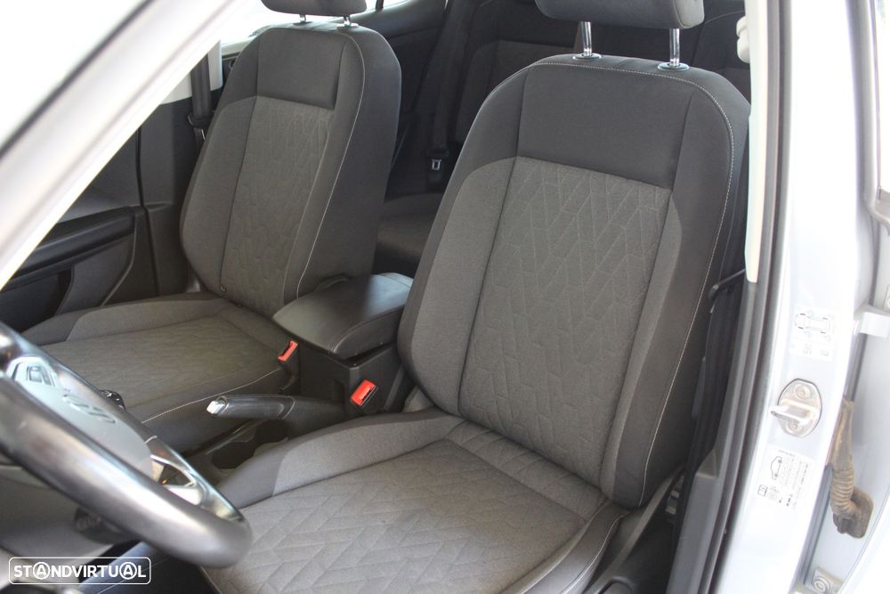 VW T-Cross 1.0 TSI Urban - 23