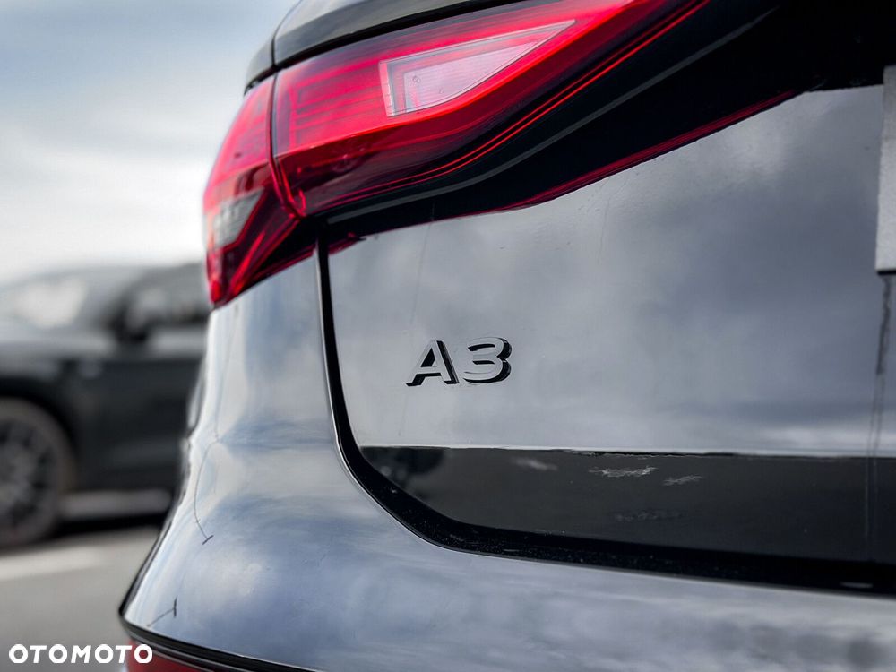 Audi A3 Sportback - 13