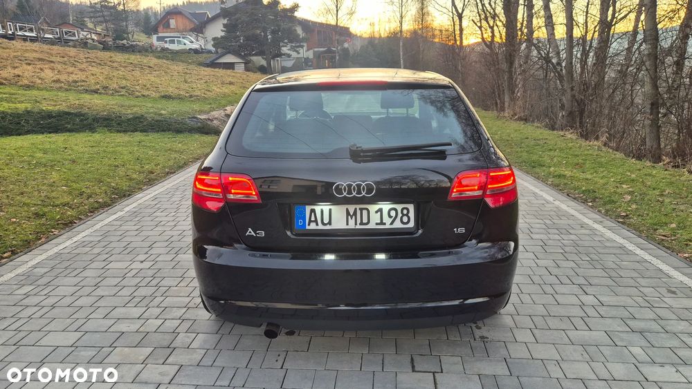 Audi A3 Sportback 1.6 Ambition - 14