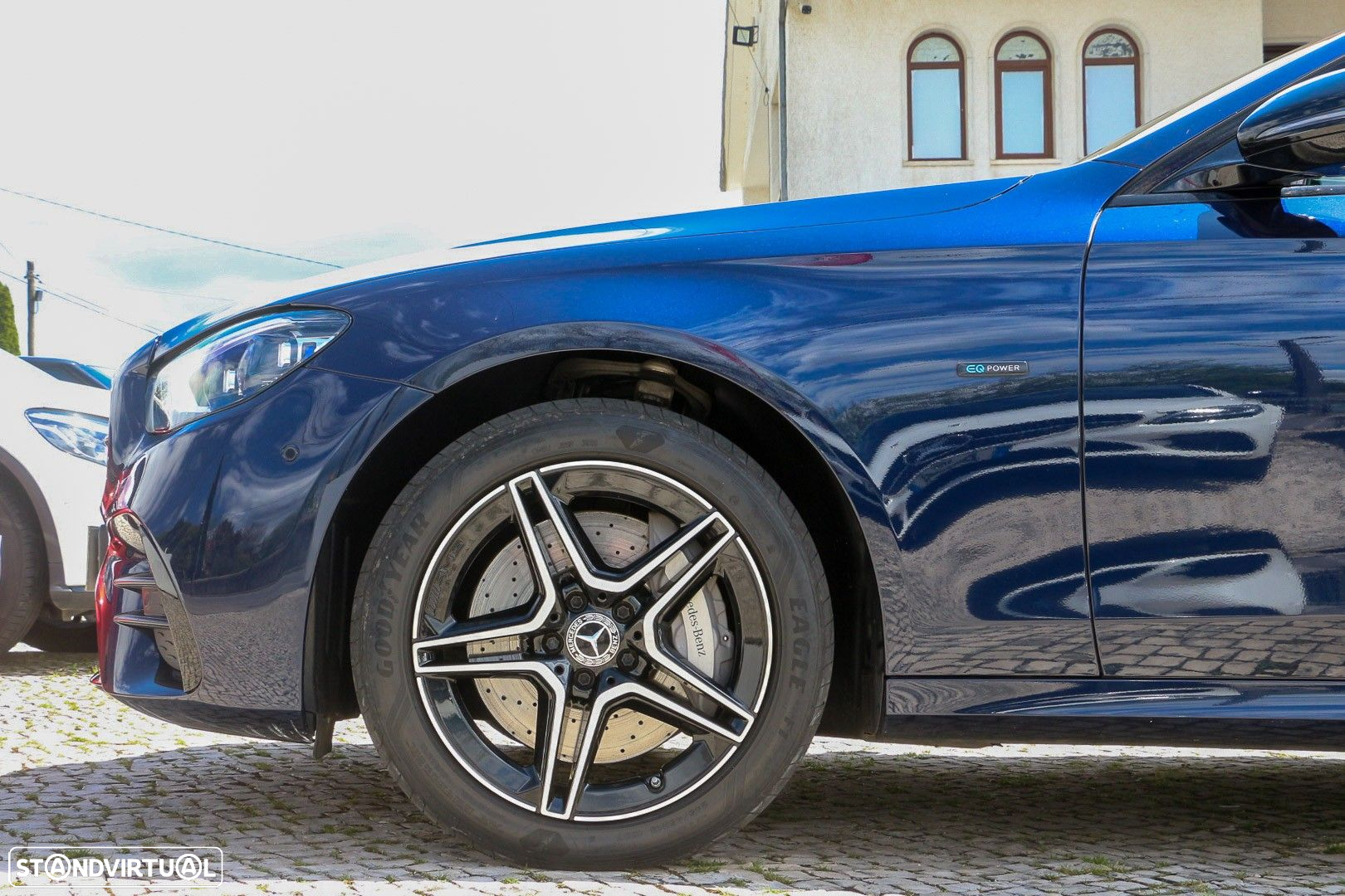 Mercedes-Benz E 300 de AMG Line - 10
