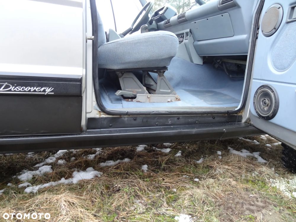 Land Rover Discovery - 18