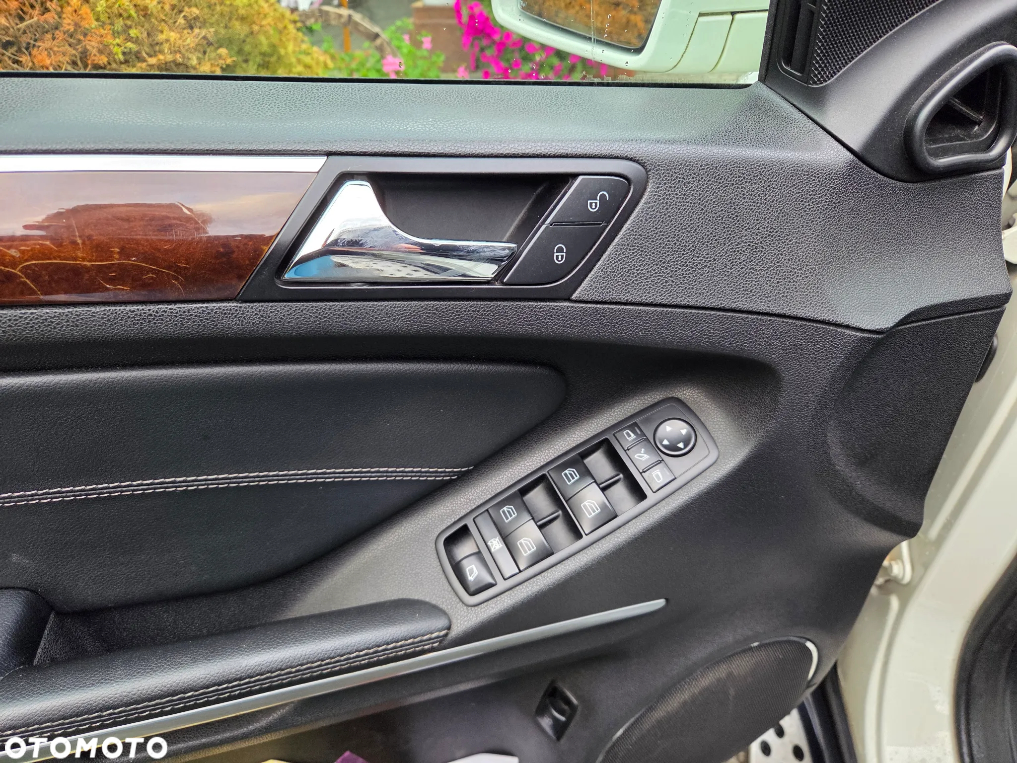 Mercedes-Benz GL 350 CDI BlueEff - 15
