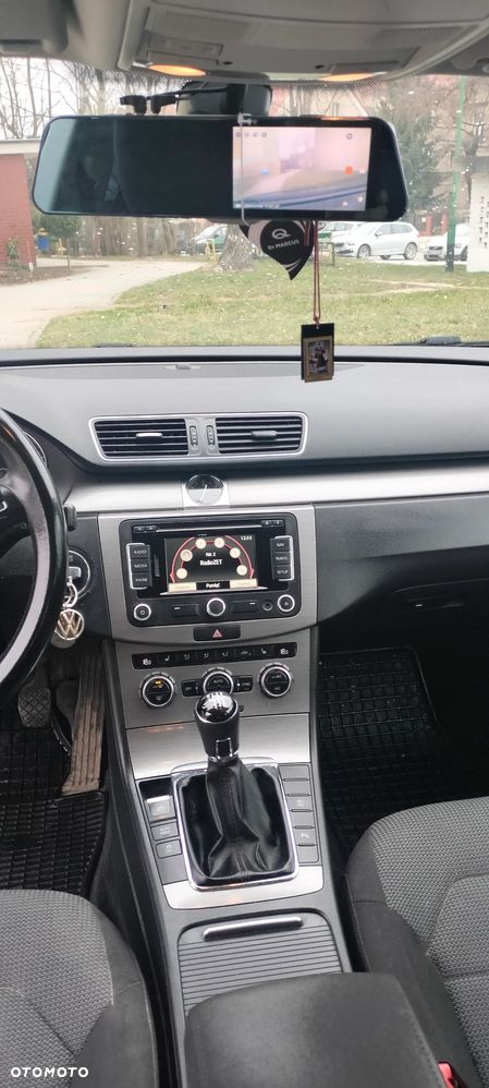 Volkswagen Passat 1.6 TDI BlueMotion Technology Trendline - 13