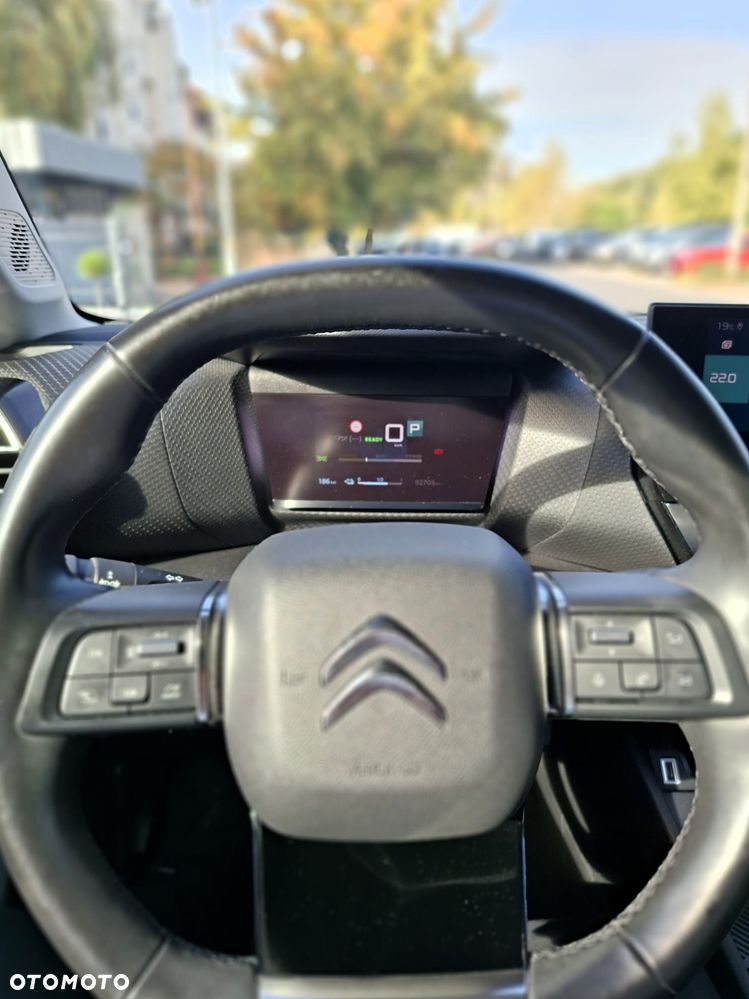 Citroën C4 EV136 50kWh Shine - 11