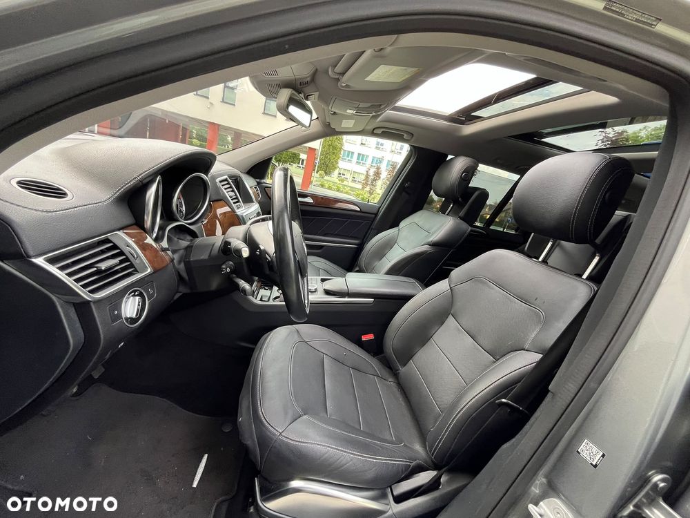 Mercedes-Benz GL 500 4Matic (BlueEFFICIENCY) 7G-TRONIC - 26