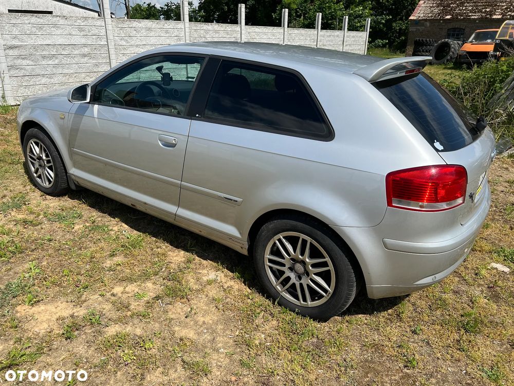 Audi A3 3-drzwiowe 1.9 TDI Ambiente - 7