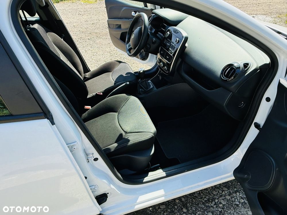 Renault Clio - 2