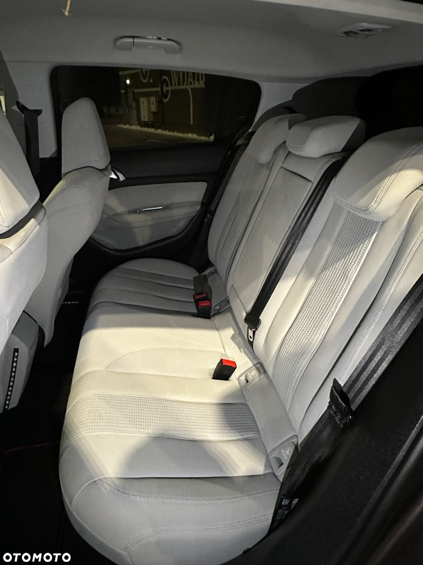 Peugeot 308 2.0 BlueHDi Allure S&S - 16