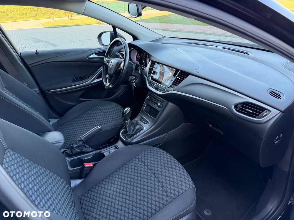 Opel Astra 1.6 D (CDTI) Dynamic - 15