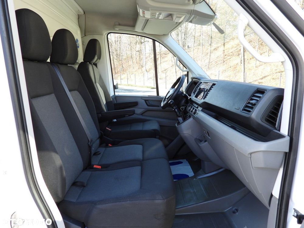 Volkswagen CRAFTER WYWROTKA TEMPOMAT NAWIGACJA BLIŹNIACZE KOŁA KLIMATYZACJA  180KM - 37