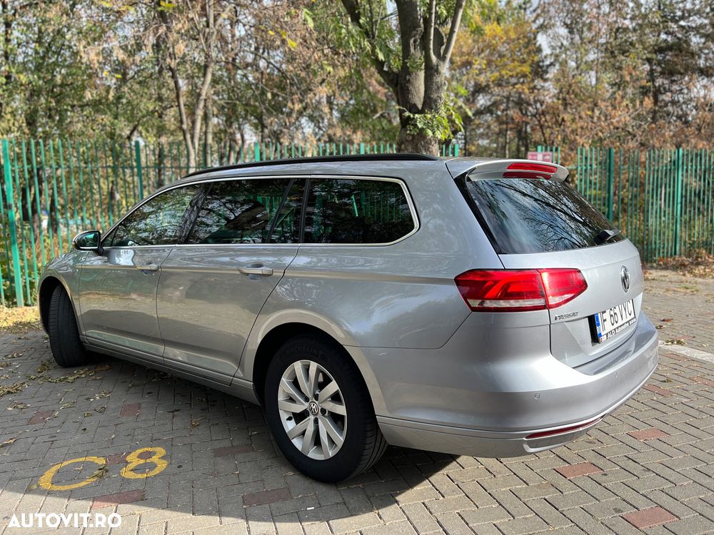 Volkswagen Passat 2.0 TDI DSG Trendline - 3