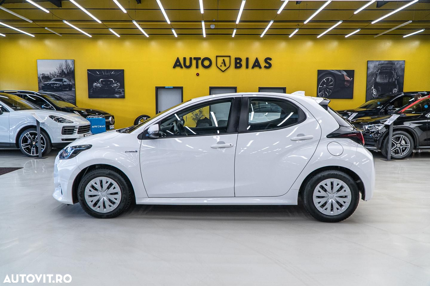 Toyota Yaris 1.5 VVT-i HSD Dynamic - 17
