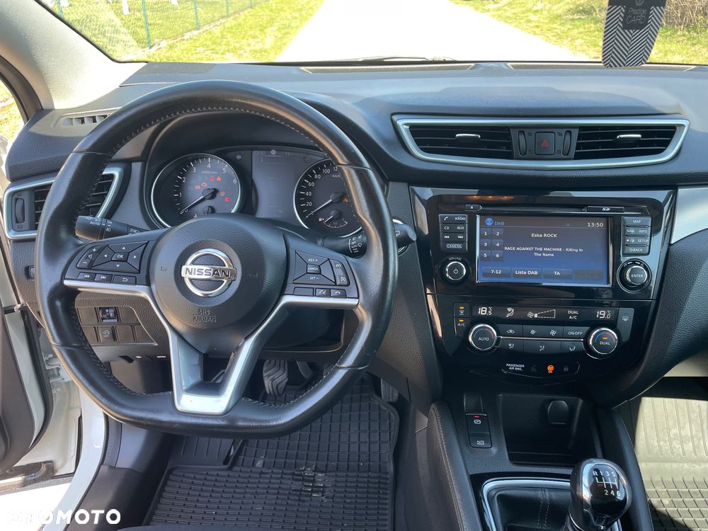 Nissan Qashqai 1.6 DIG-T N-Connecta - 15