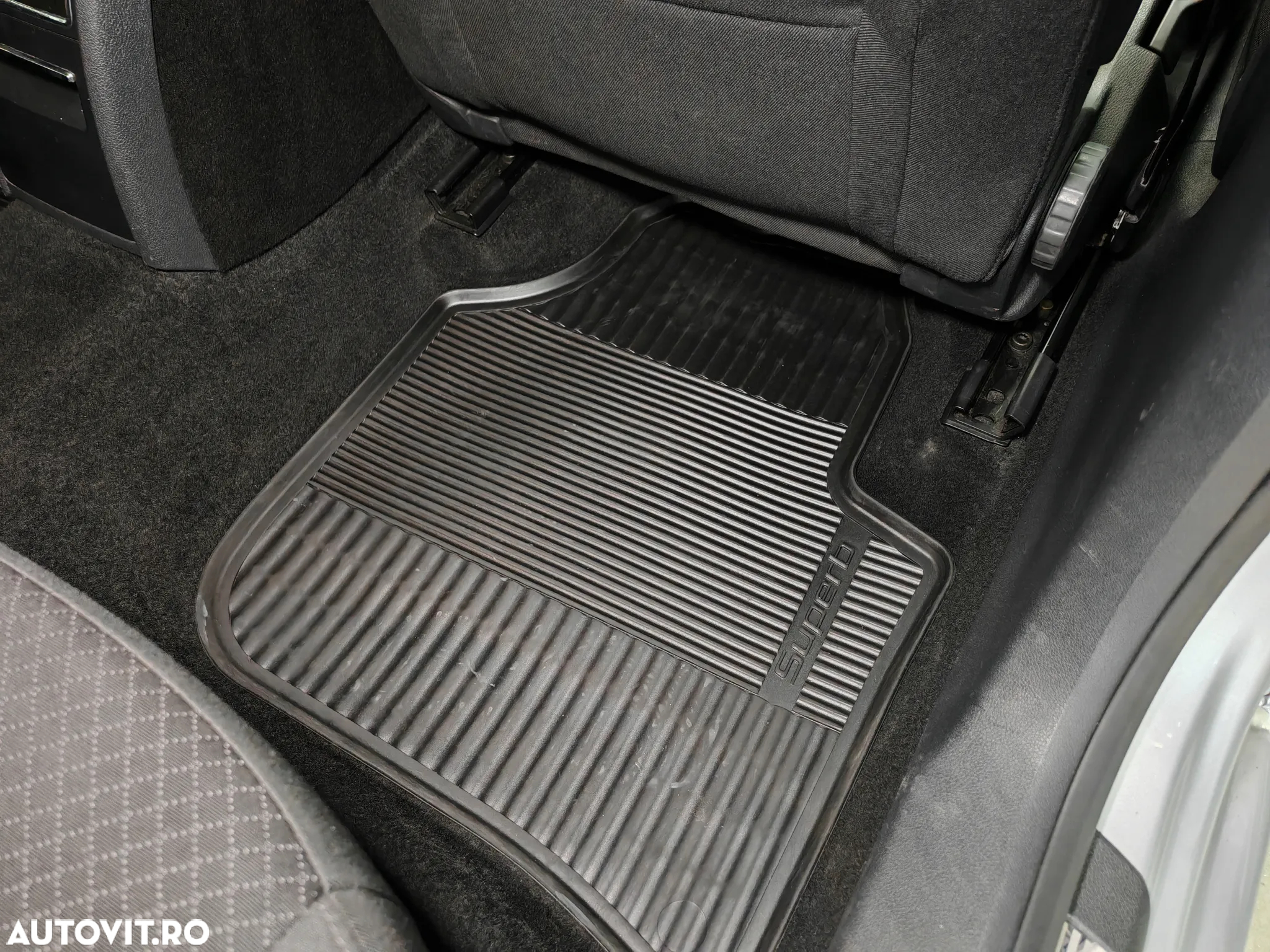 Skoda Superb 2.0 TSI Ambition - 22