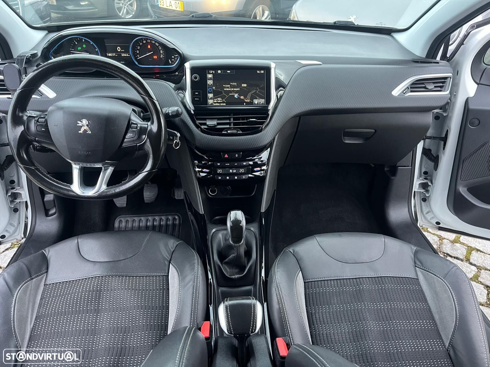 Peugeot 2008 1.6 e-HDi Allure - 14